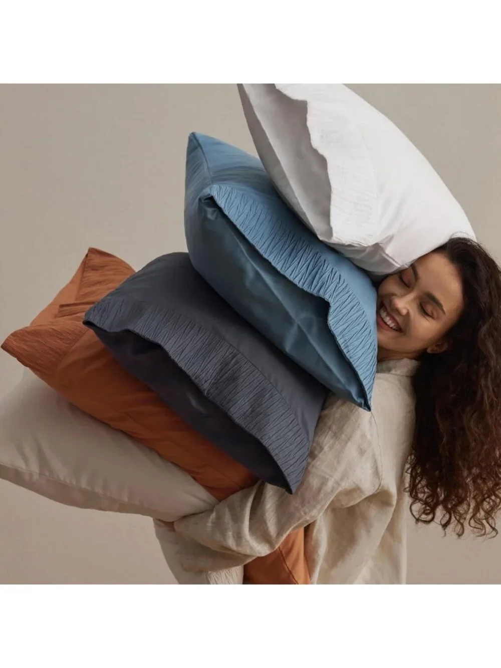 Soft Cooling Queen Sheet Set - 4 Pieces Luxury Microfiber Bedding - Easy Care